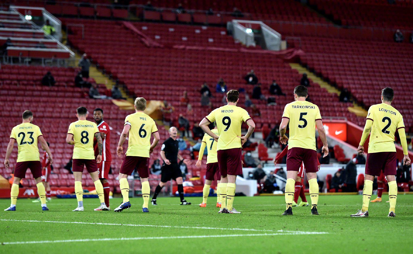 短传和出色 短传和出色